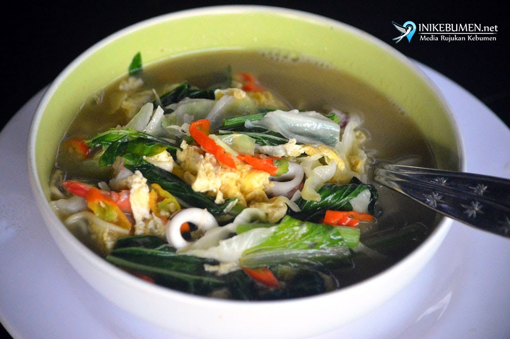 Nikmatnya Mie Kuah Seafood ala Royal Cafe Kebumen