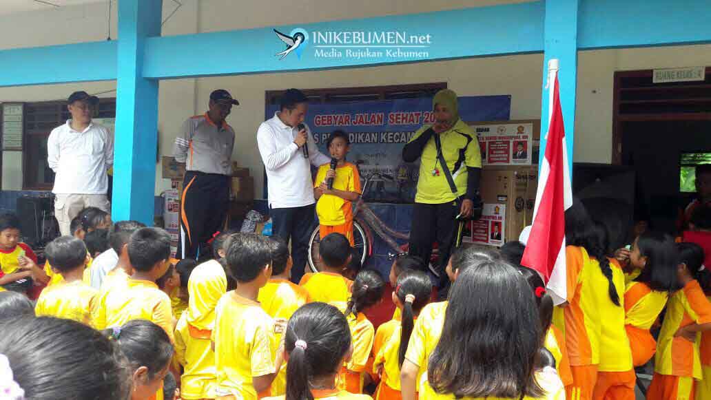 Gebyar Jalan Sehat UPT Dinas Pendidikan Sruweng Bertabur Doorprize