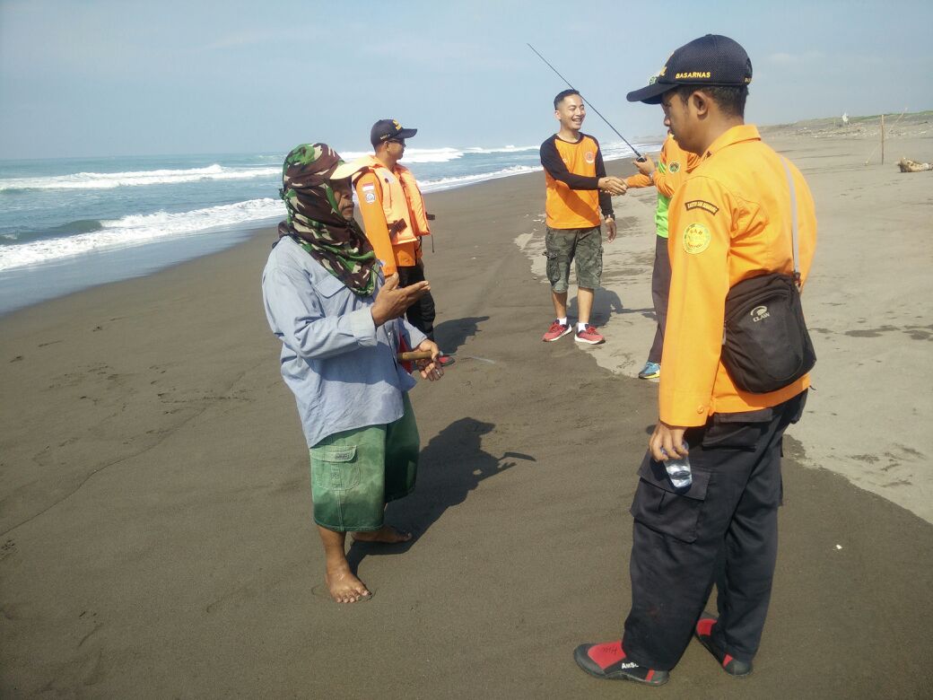 Satu Korban Tenggelam Pantai Setrojenar Ditemukan Meninggal Dunia