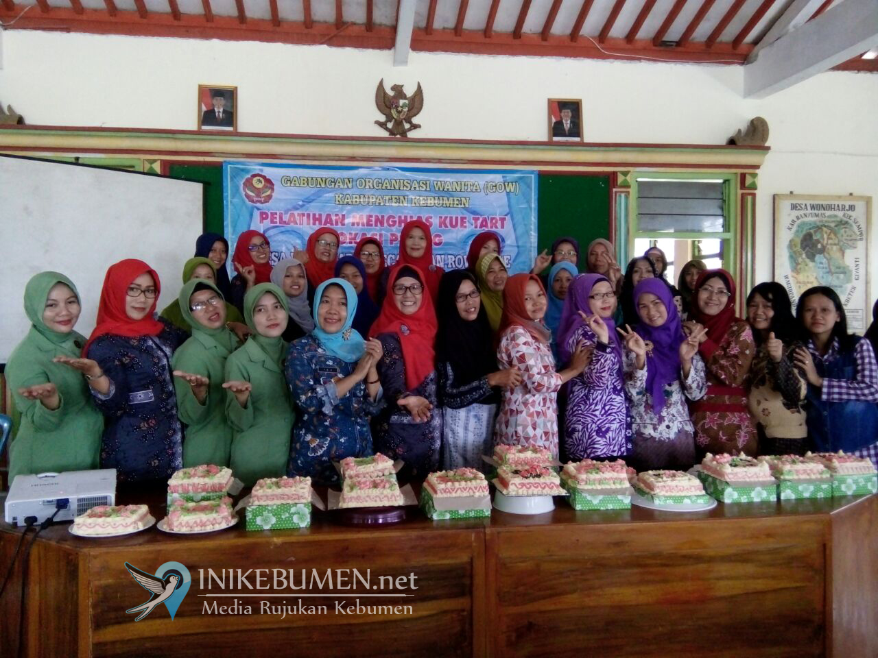 GOW Kebumen Gelar Pelatihan Menghias Kue Tart di Rowokele