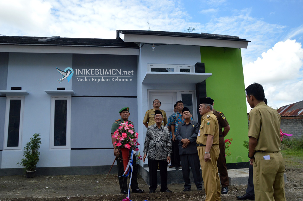 Resmikan Green Pager Kodok, Wabup Minta Pengembang Gunakan Genteng Kebumen