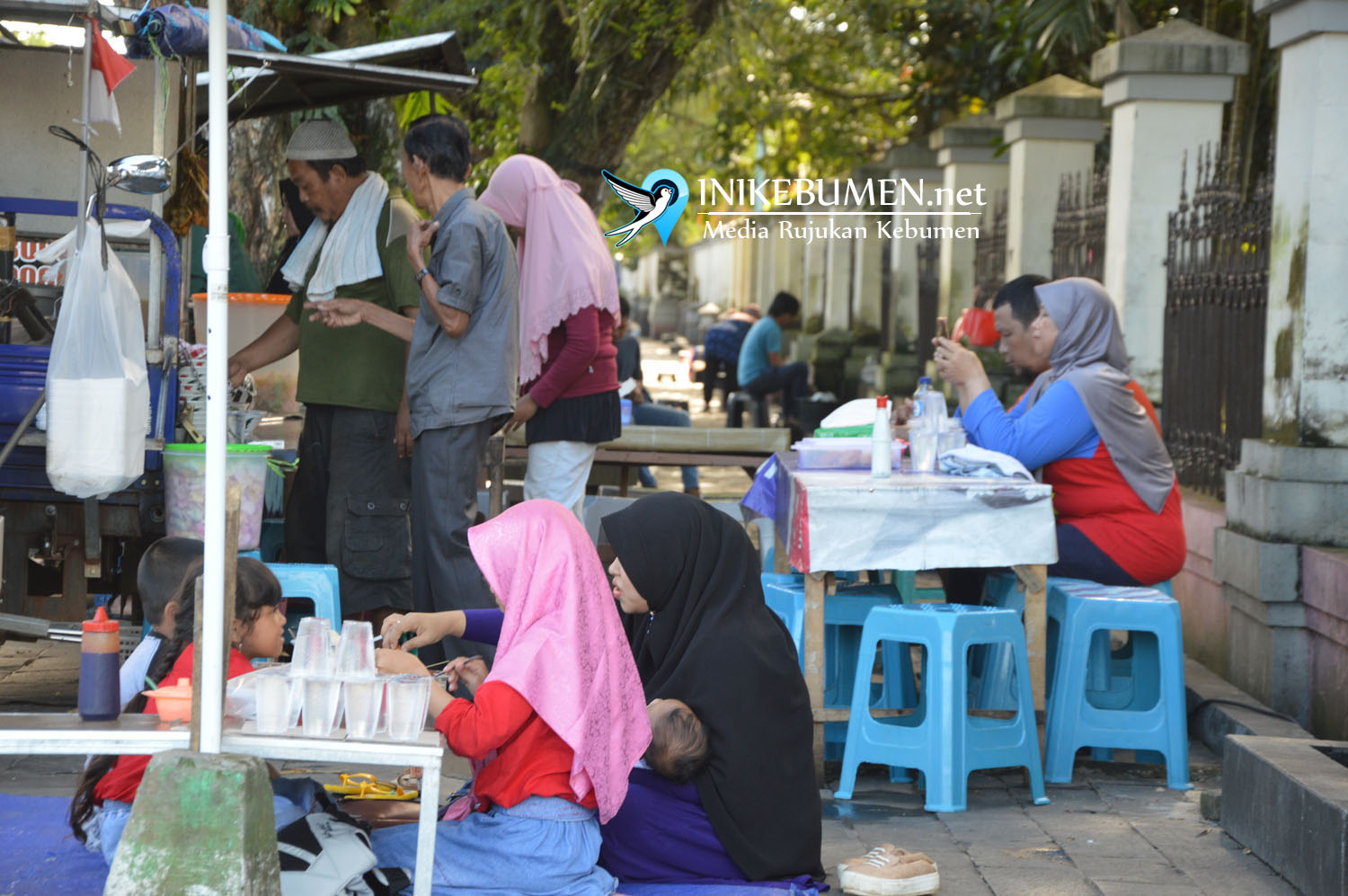 Agar Tertib Berdagang, Disperindag Kebumen Bina Ratusan PKL dan Asongan