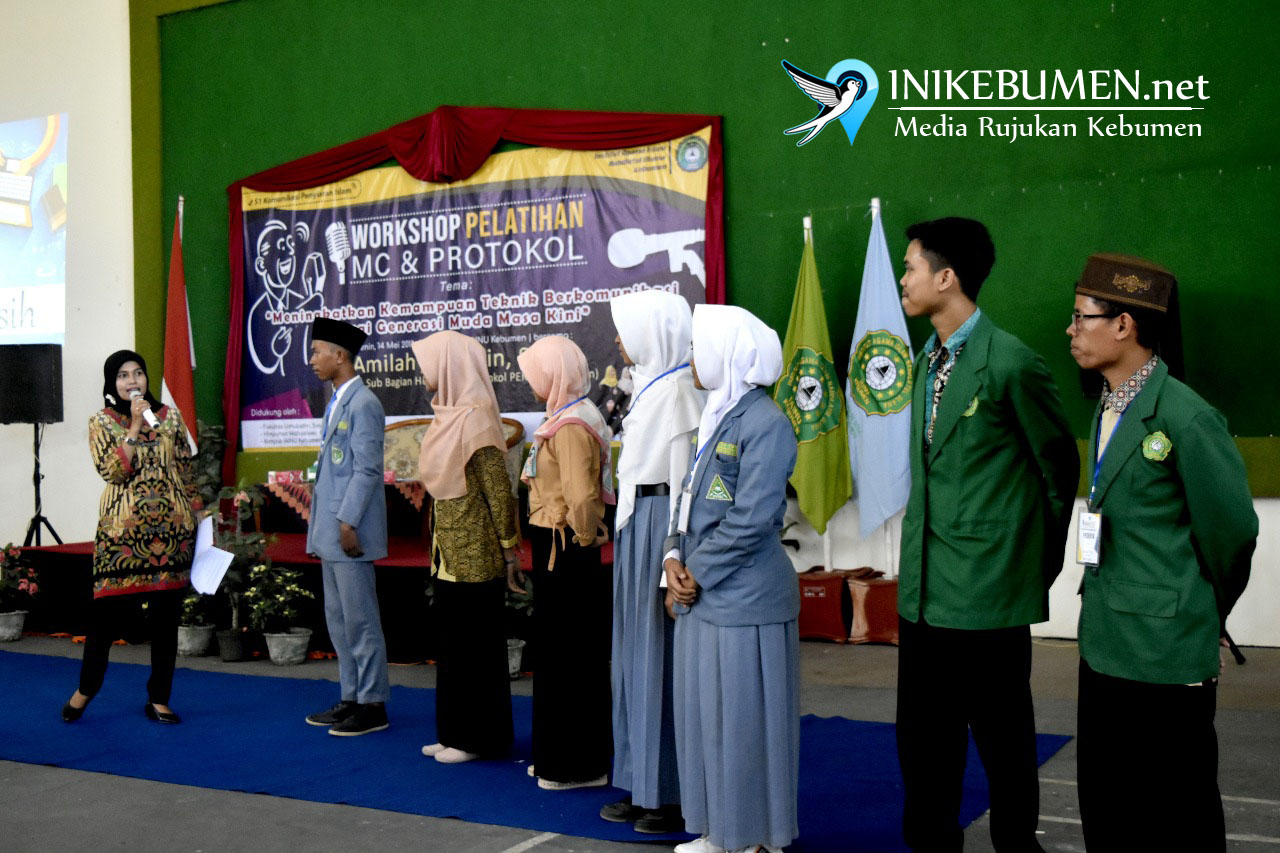 Mahasiswa KPI IANU Kebumen Gelar Pelatihan MC dan Protokol