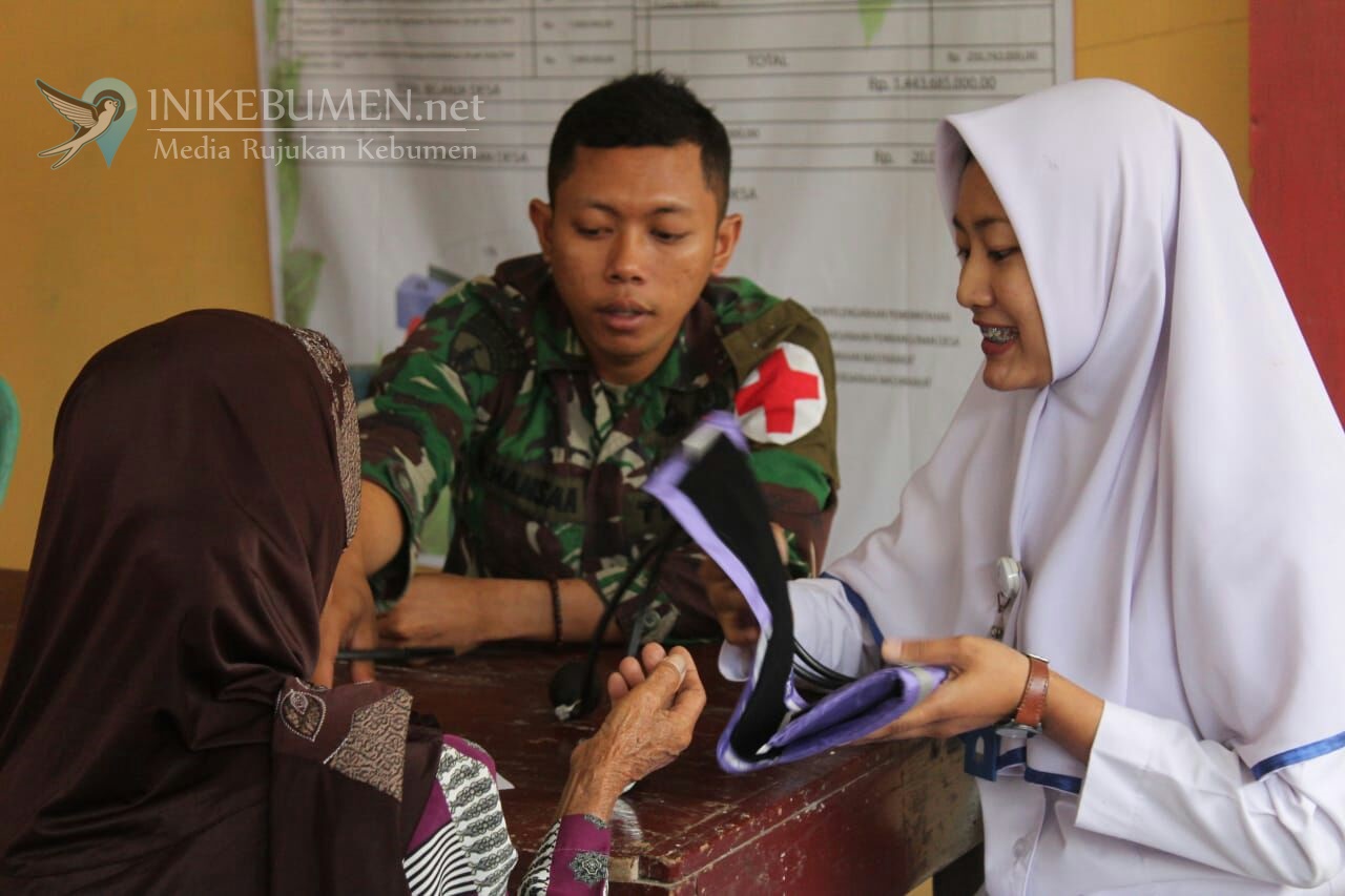 Bakal Ditugaskan ke Perbatasan, Yonif 412 Gelar Karya Bakti di Sempor