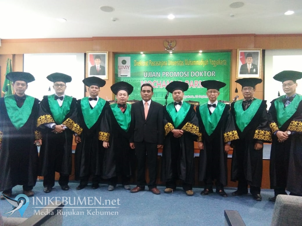 Teliti PKS Kebumen, Adik Ipar Rustriningsih Raih Gelar Doktor UMY