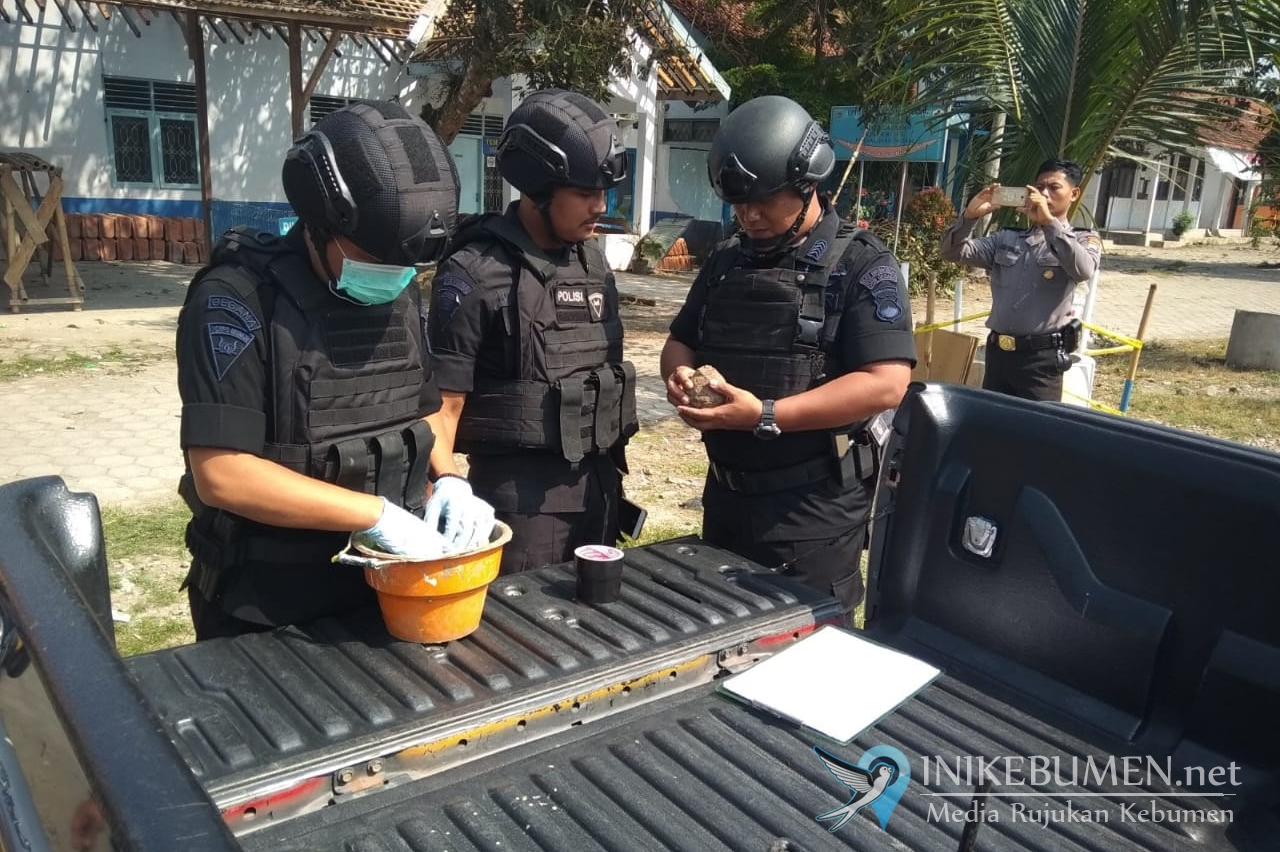 Warga Puring Digegerkan Penemuan Benda Mirip Granat