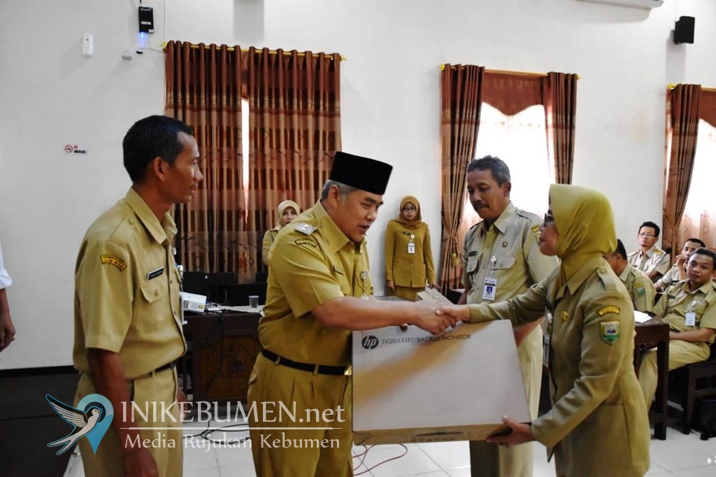 Urus KTP Elektronik di Kebumen Tak Lagi Perlu Pengantar RT dan RW