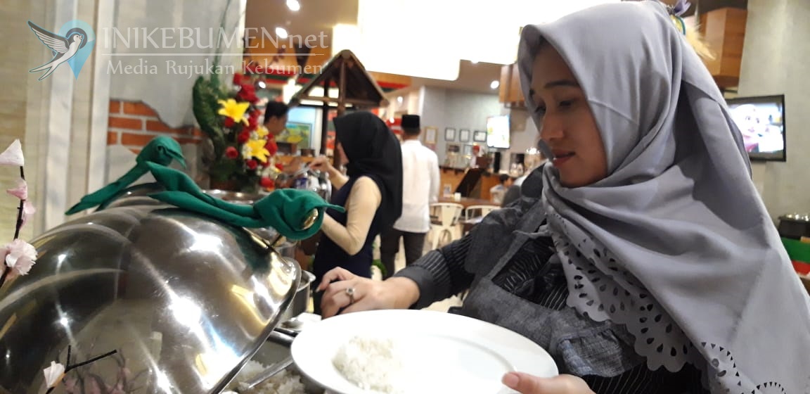 Hanya Rp 53 Ribu, Dapat Berbuka Sepuasnya di Meotel Kebumen