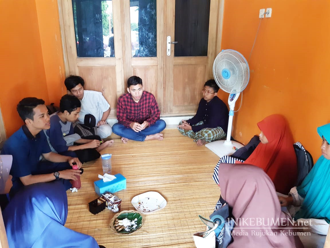 Tekad Kader PII: Satu Hari Satu Halaman Al Quran, Satu Bulan Satu Buku