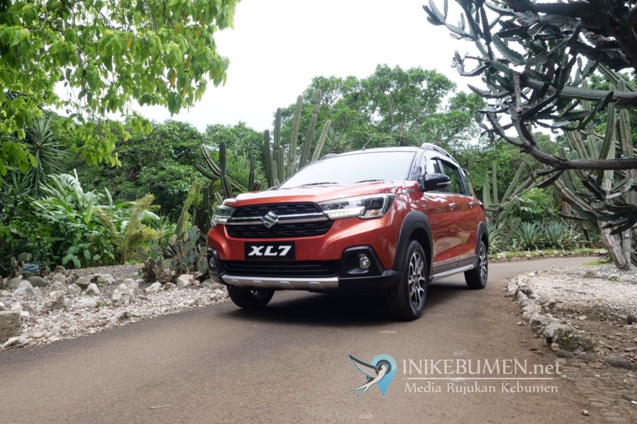 Belum Satu Bulan Diluncurkan, Pemesanan Suzuki XL7 Lampaui Target