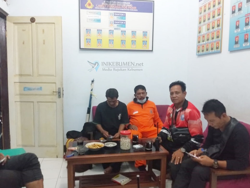 Pemancing Asal Magelang Dikabarkan Hilang Tersapu Ombak di Pantai Pasir