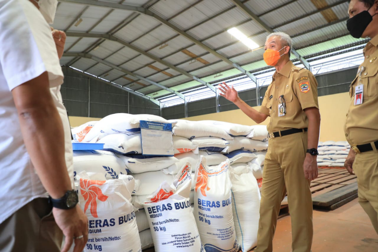 Mekanisme Penyerapan Gabah Bulog Kurang Mendukung Petani