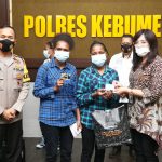 Sekolah di Kebumen, Lima Pelajar Asal Papua Terima SIM dari Kapolres