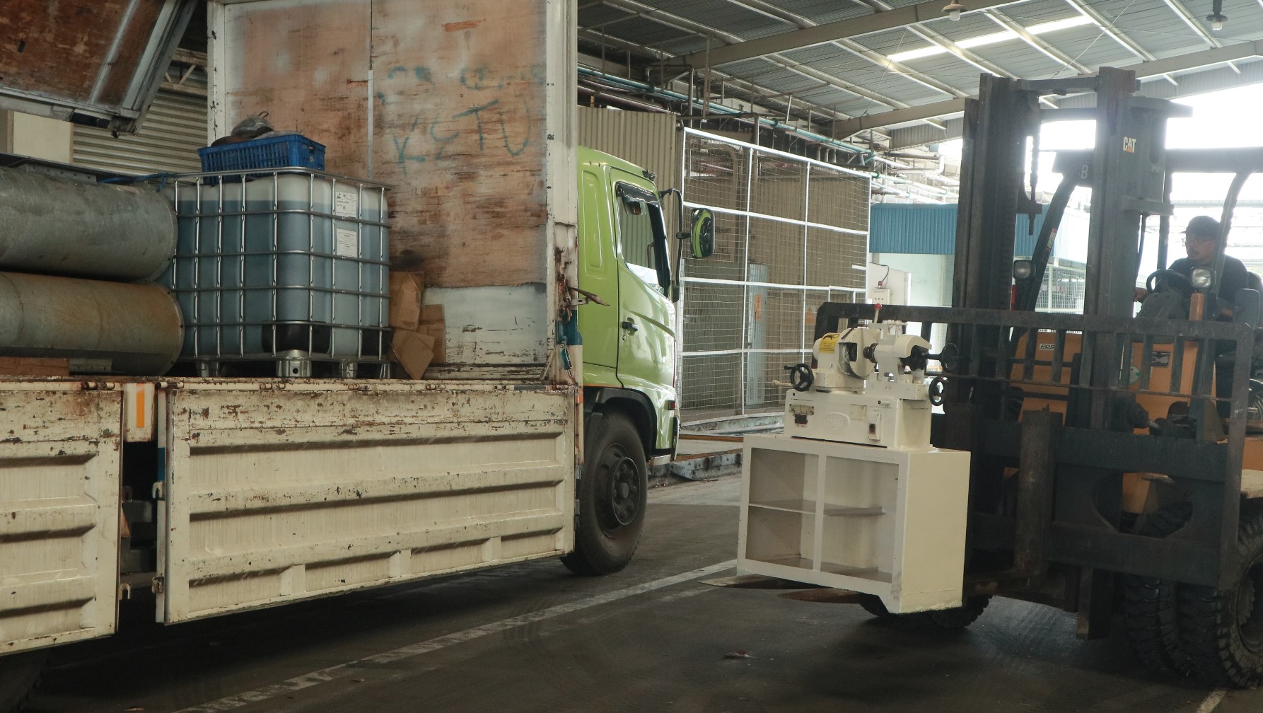 Suzuki Donasikan 13 Unit Mesin Industri untuk Sekolah Kejuruan, Salah Satunya di Kebumen