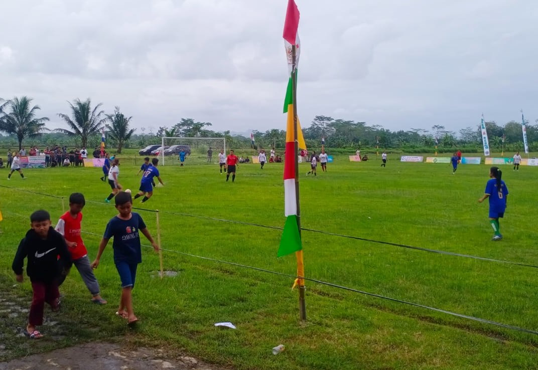 PS Rangkah Dibantai PS Adiwarno 1-10 di Laga Pembuka Turnamen Sepak Bola Putri Kapolsek Buayan Cup 2022