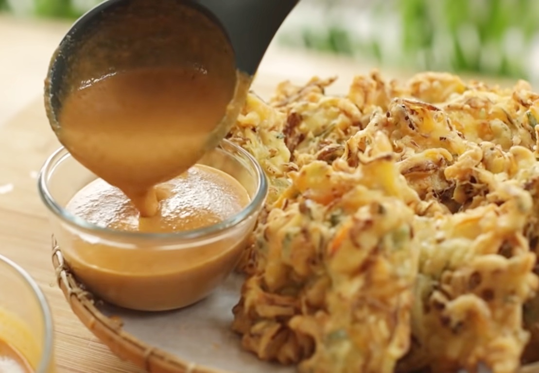 Resep Bakwan Sayur ala Chef Devina Hermawan: Lengkap dengan Sambal Kacang, Bisa untuk Ide Jualan