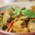Resep Ayam Kemangi Pedas Makanan Khas Sunda Cocok untuk Makan Bareng Keluarga, Ini Cara Chef Devina Hermawan