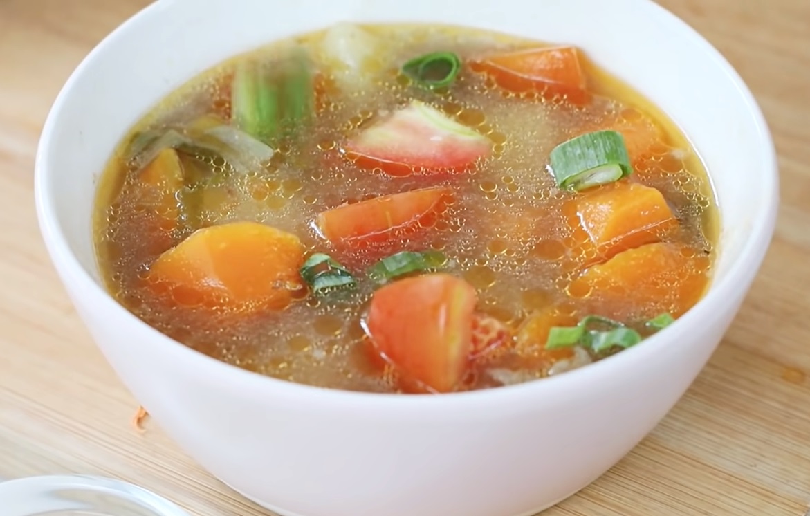 Resep Sup Ayam Dijamin Favorit Satu Keluarga: Praktis Membuatnya, Ini Rahasanya dari Chef Devina Hermawan